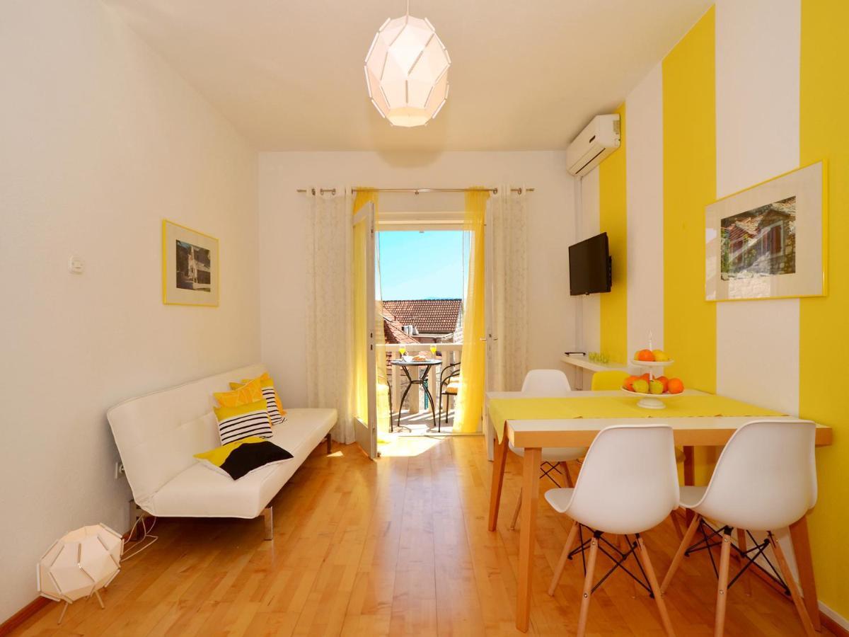 Apartments Newway Bol Esterno foto