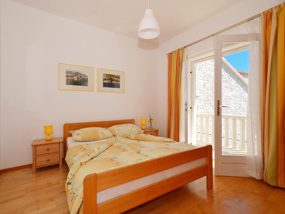 Apartments Newway Bol Esterno foto